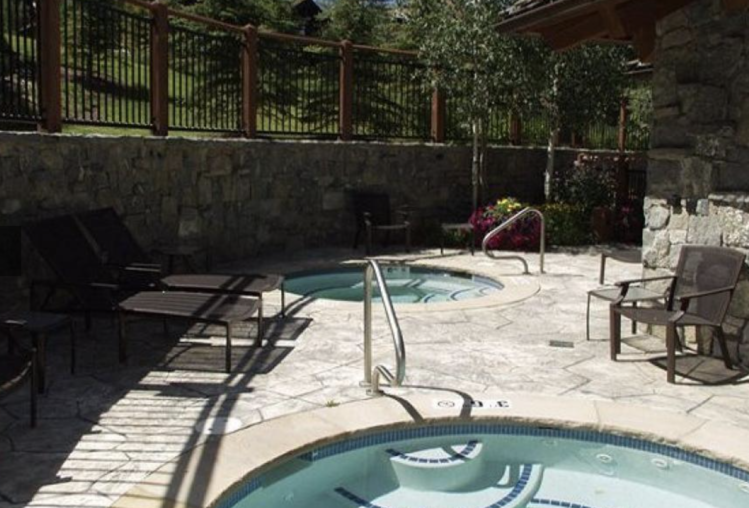 Ruby House - Image 15